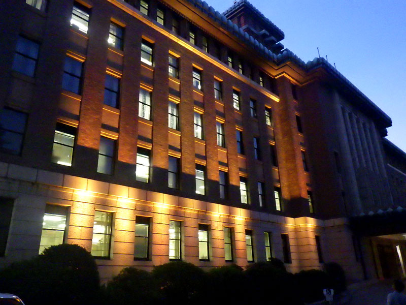 本庁舎ライトアップ照明改修工事